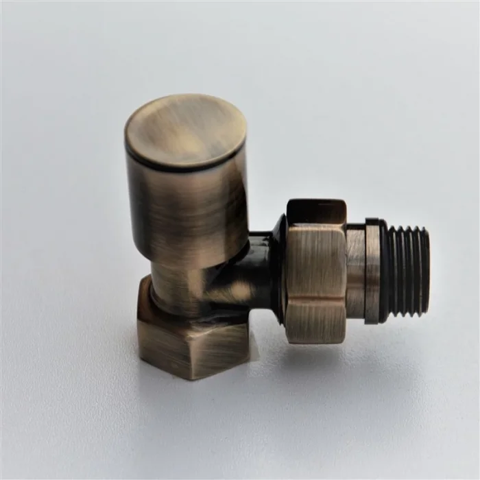 Radyatör Vanası 1/2 Antik Köşe (Metal Volanlı)