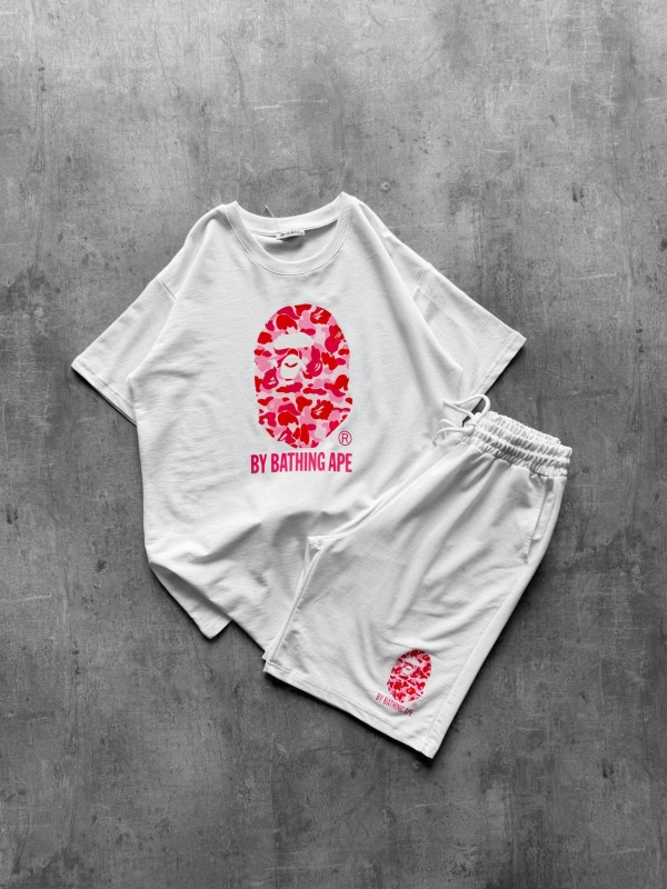 BAPE ŞORTLU TAKIM BEYAZ