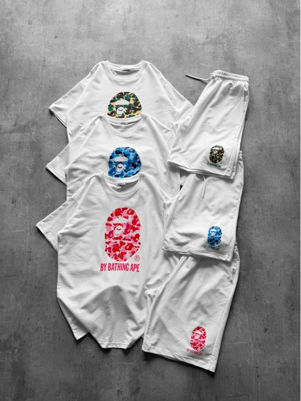 BAPE ŞORTLU TAKIM BEYAZ