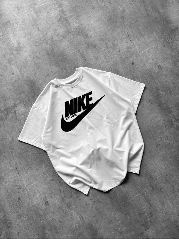 NK LOGO OVERSİZE TSHİRT BEYAZ