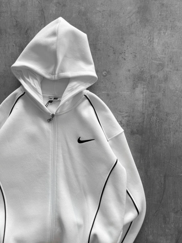 ŞERIT DETAYLI OVERSIZE FERMUARLI HIRKA BEYAZ