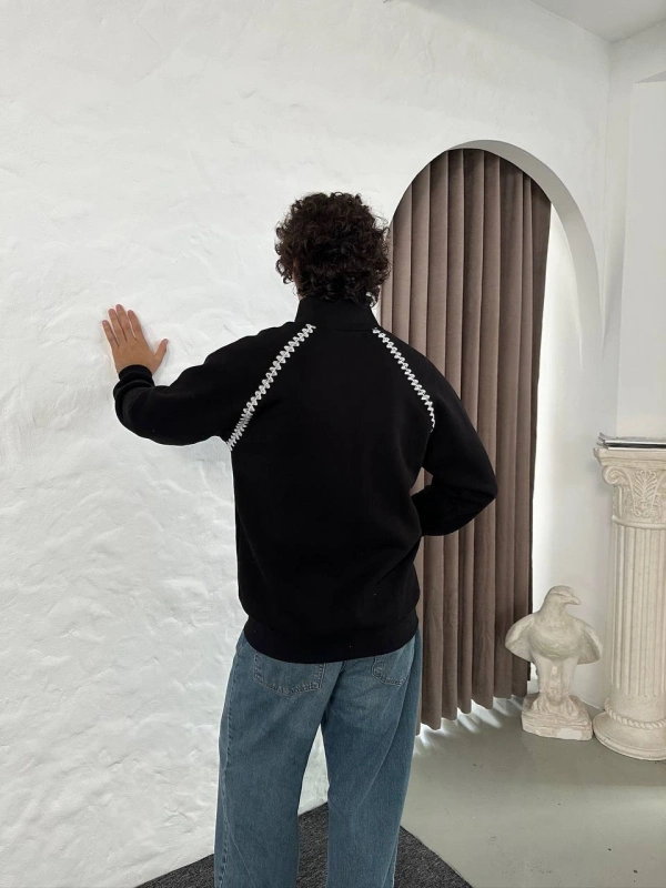DİKİŞ DETAYLI HIRKA SİYAH