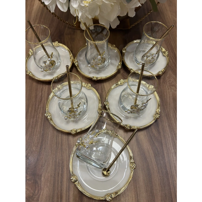 6 kişilik çay seti ( kaşıklar dahil )