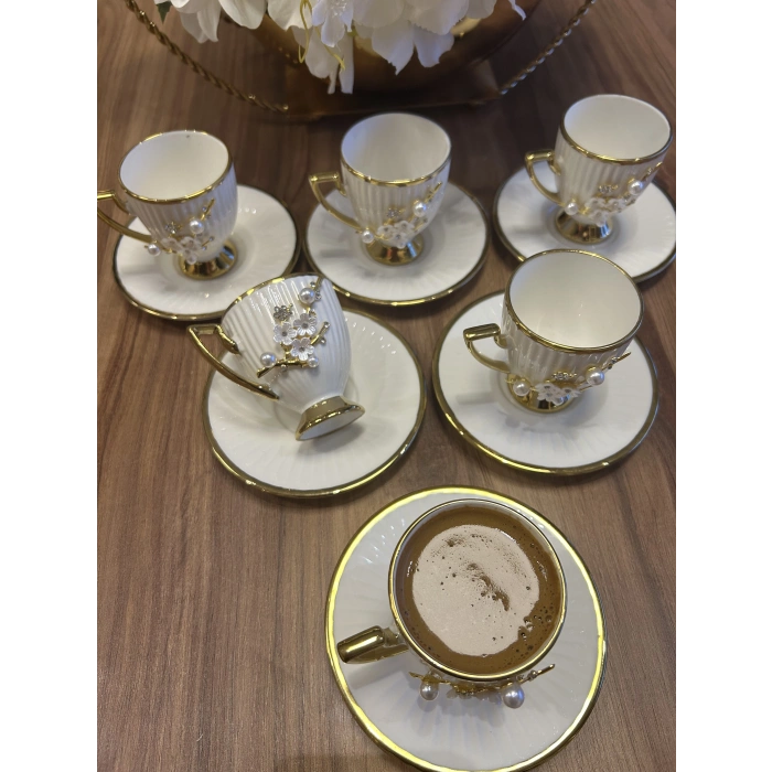 6 kişilik fincan takımı