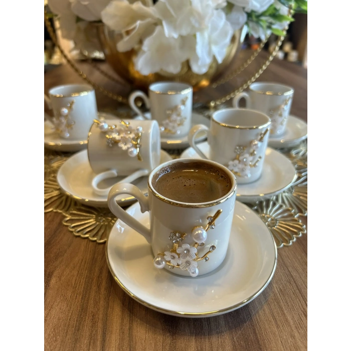 6 kişilik porselen fincan takımı
