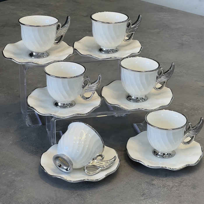 6 kişilik porselen fincan takımı