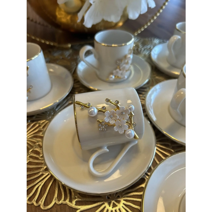 6 kişilik porselen fincan takımı