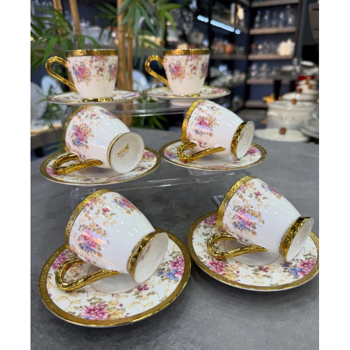 6 kişilik porselen fincan takımı