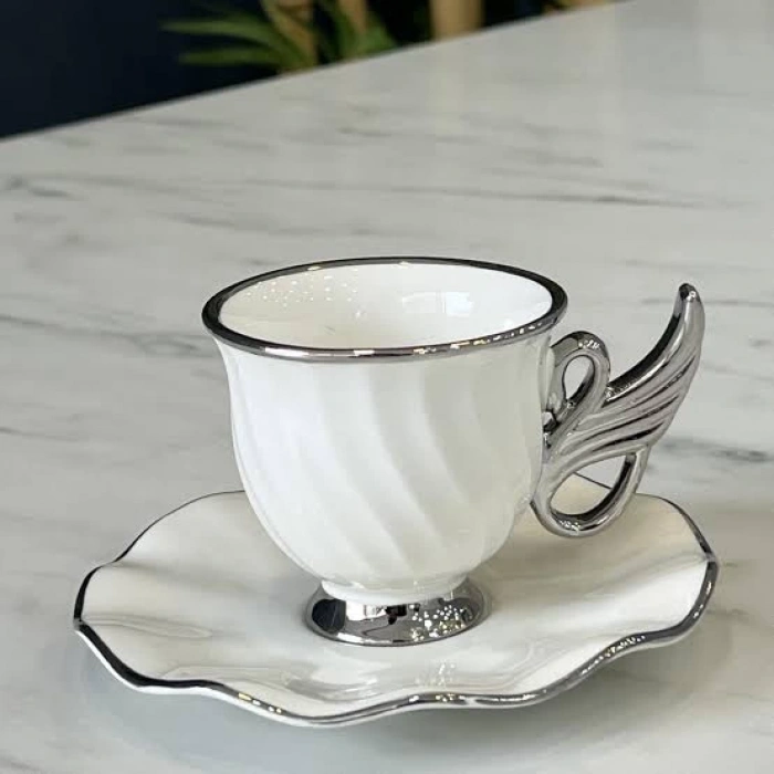 6 kişilik porselen fincan takımı