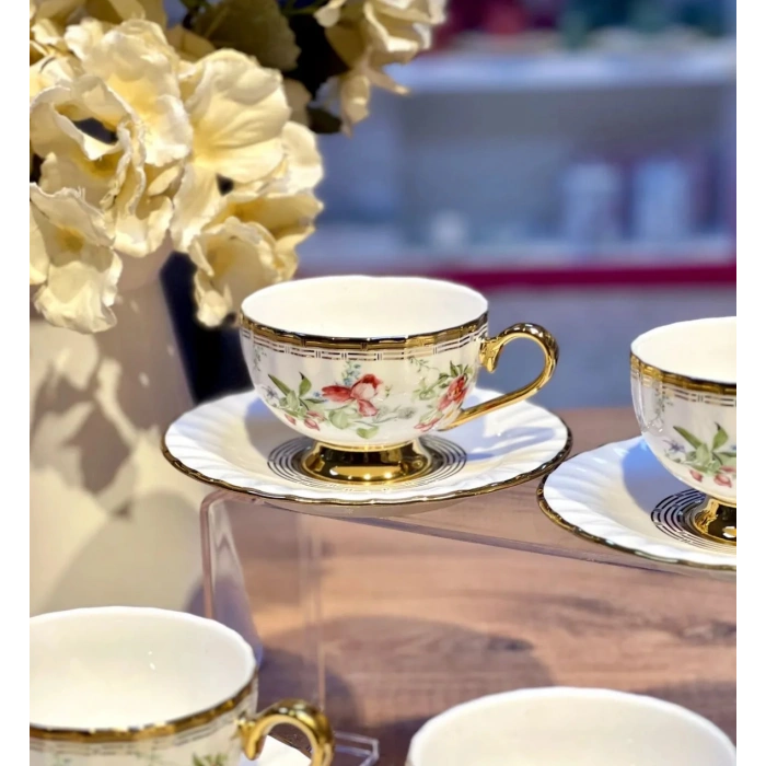 6 kişilik porselen fincan takımı