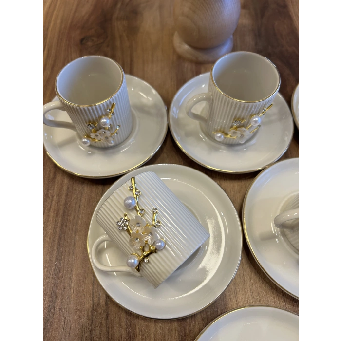 6 kişilik porselen fincan takımı