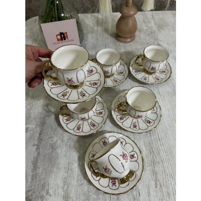 6 kişilik porselen fincan takımı