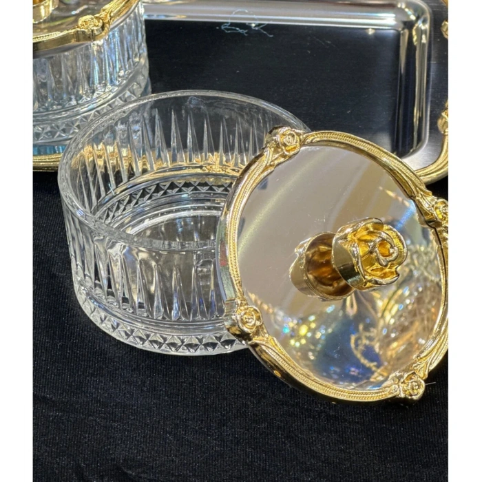 Tepsili üçlü döküm sunumluk