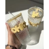 Pipetli cam bardak