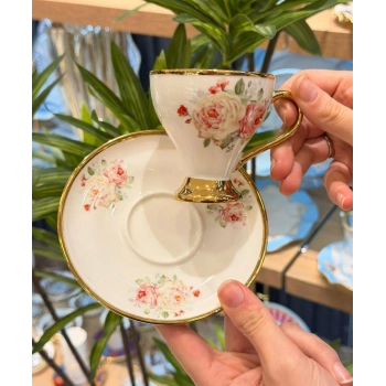 6 kişilik fincan takımı