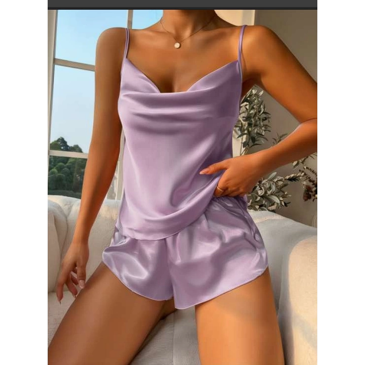 Mor Renk Saten Kumaş Şortlu Pijama Takım
