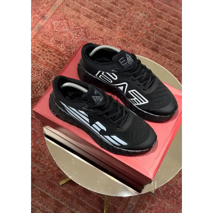 EA7 BLACK