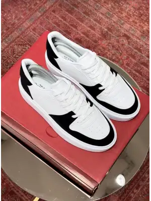 ZARA MODEL BASSİC SNEAKERS BEYAZ - SİYAH