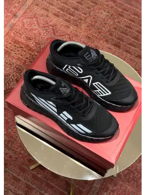 EA7 BLACK