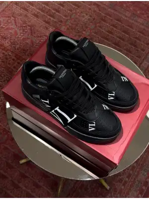 VALENİNO GARAVANİ BANT BLACK