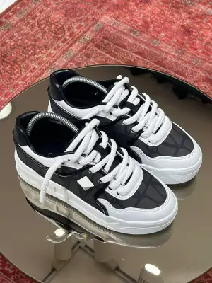 VALENTİNO GARAVANİ KAHVE