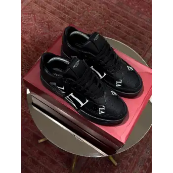 VALENİNO GARAVANİ BANT BLACK