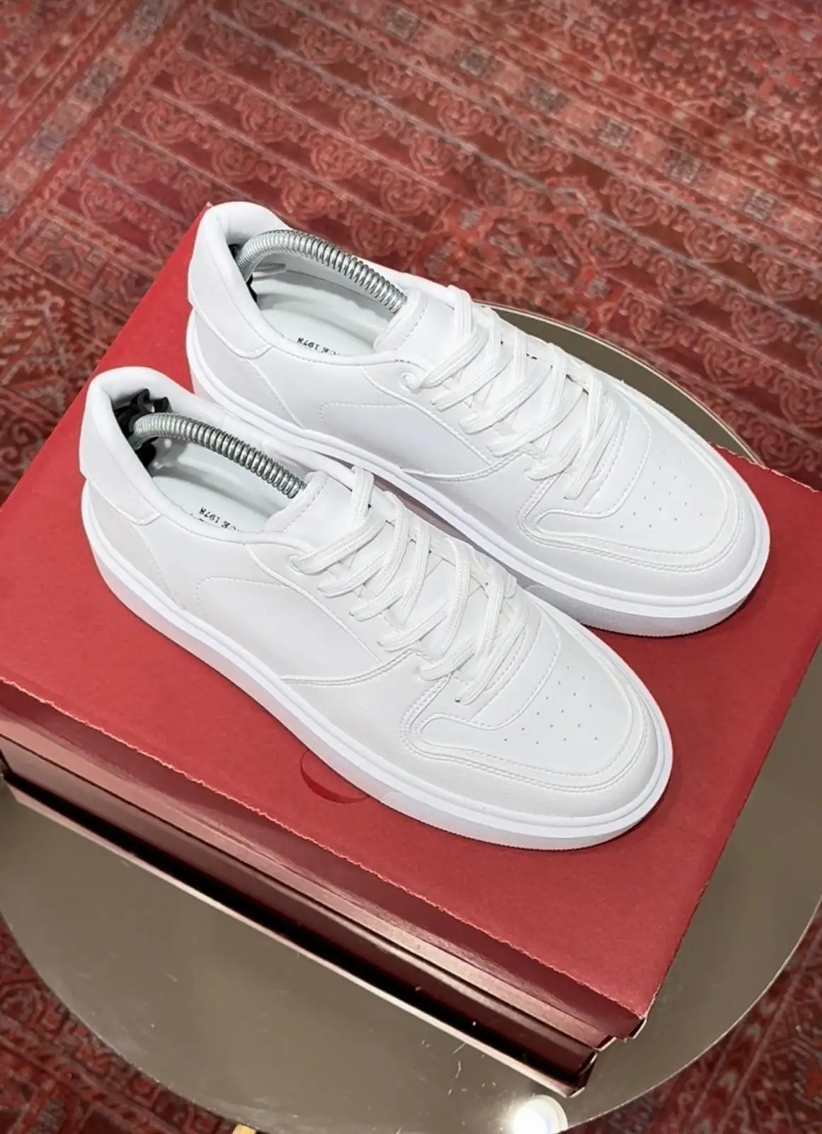 ZARA MODEL BASSİC SNEAKERS BEYAZ