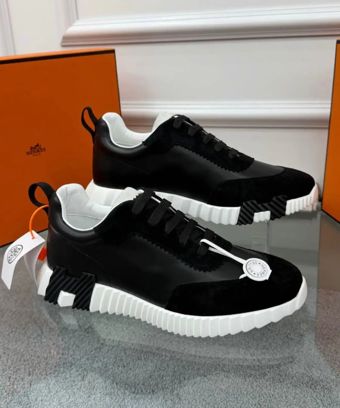 HERMES BOUNCİNG BLACK WHİTE