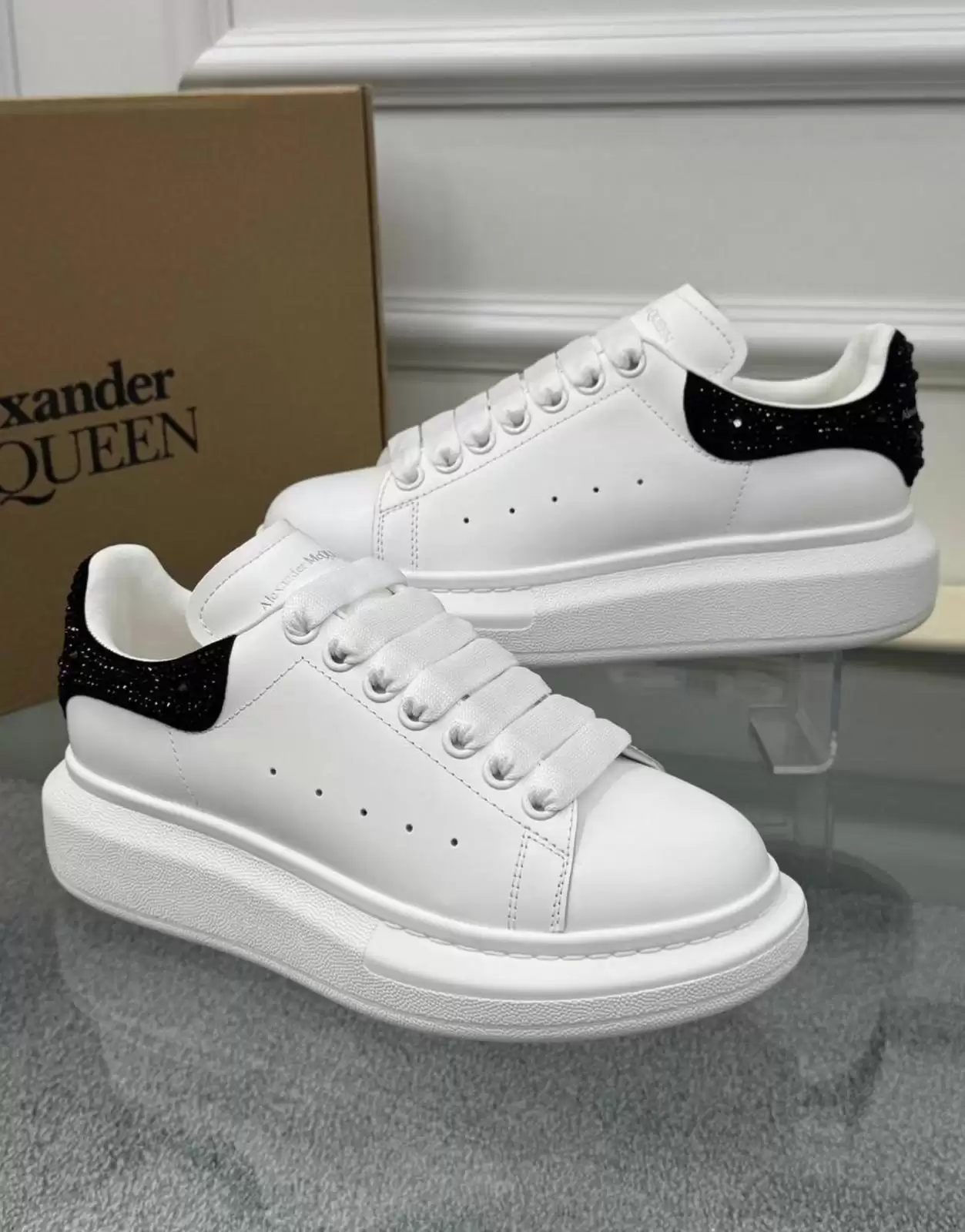 ALEXANDER McQueen TAŞ Women