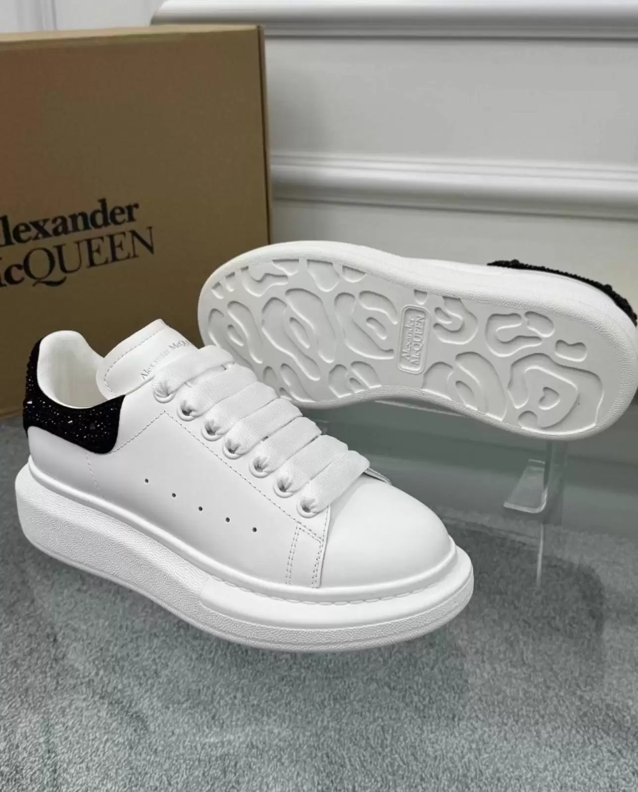 ALEXANDER McQueen TAŞ Women