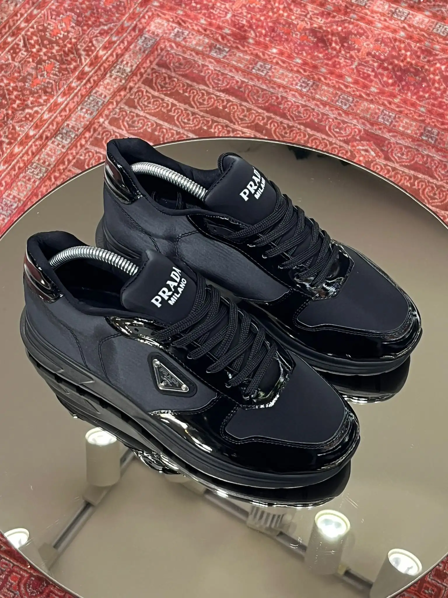 PRADA MİLANO SİYAH