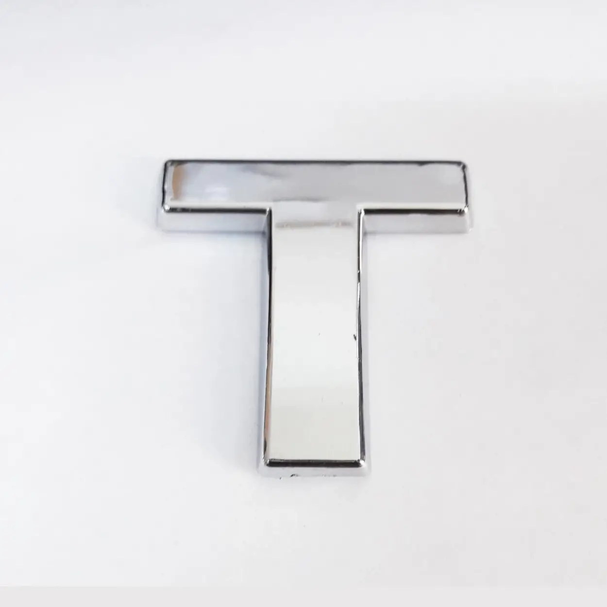 Cemax T Harfi  3,75 cm Krom Yapışkanlı