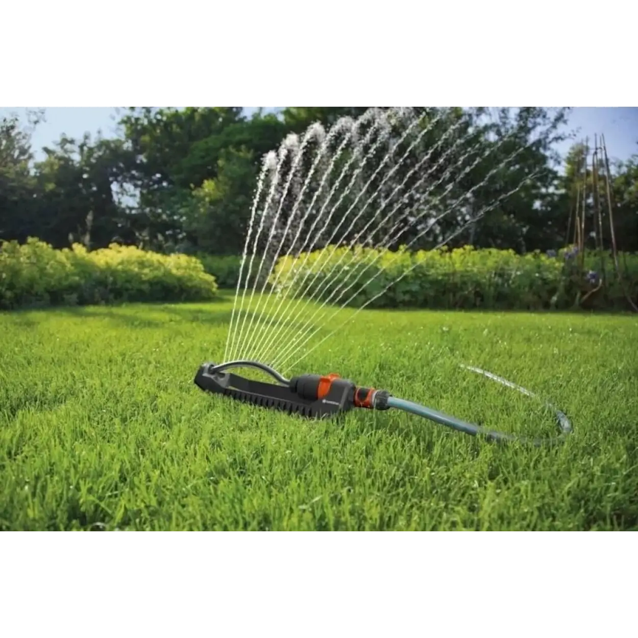 Gardena 18720 Salınımlı Çim Sulama Fıskiyesi