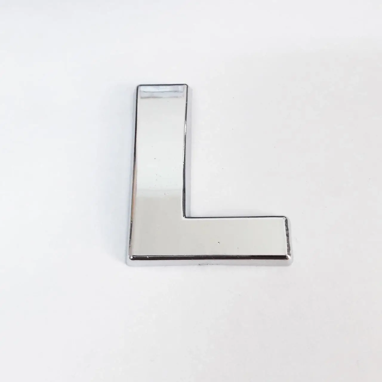 Cemax L Harfi  3,75 cm Krom Yapışkanlı