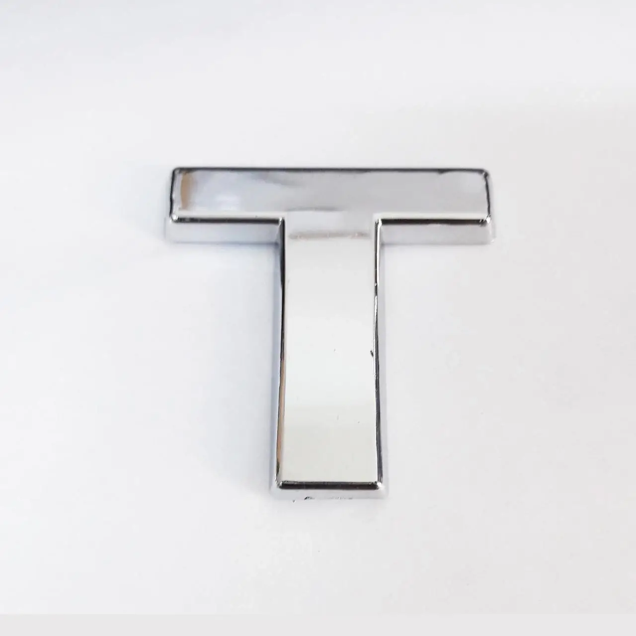 Cemax T Harfi  3,75 cm Krom Yapışkanlı