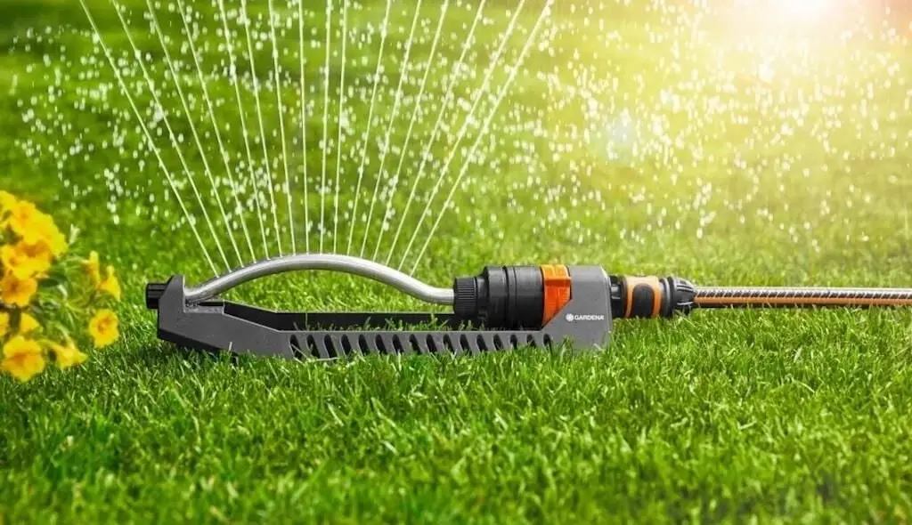 Gardena 18720 Salınımlı Çim Sulama Fıskiyesi