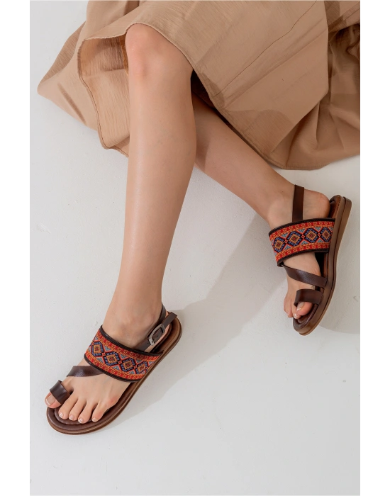 Shila Parmak Arası Çapraz Bant Deri Bodrum Sandalet