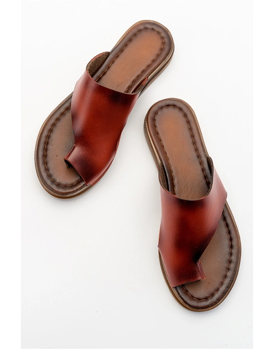 Angela Parmak Arası Deri Terlik