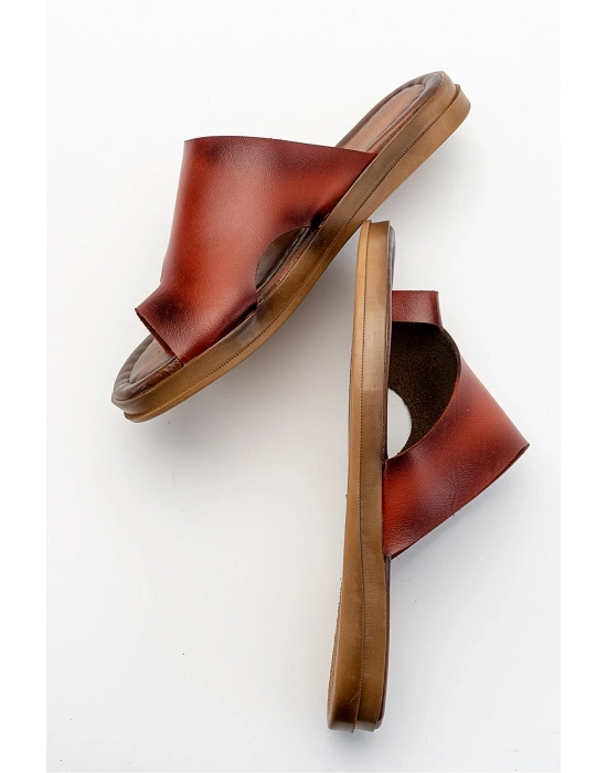 Angela Parmak Arası Deri Terlik