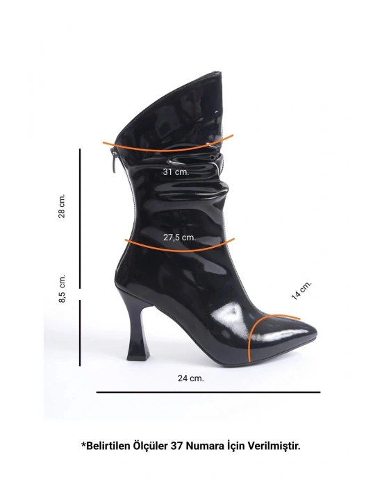 Marta Sivri Burun Körüklü Arkadan Fermuarlı Kadeh Topuklu Çizme