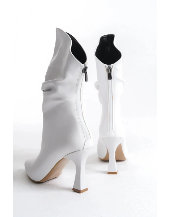 Marta Sivri Burun Körüklü Arkadan Fermuarlı Kadeh Topuklu Çizme