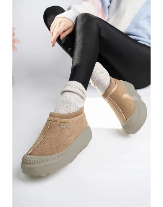 İçi Tüylü Kadın Kışlık Ayakkabı Bot