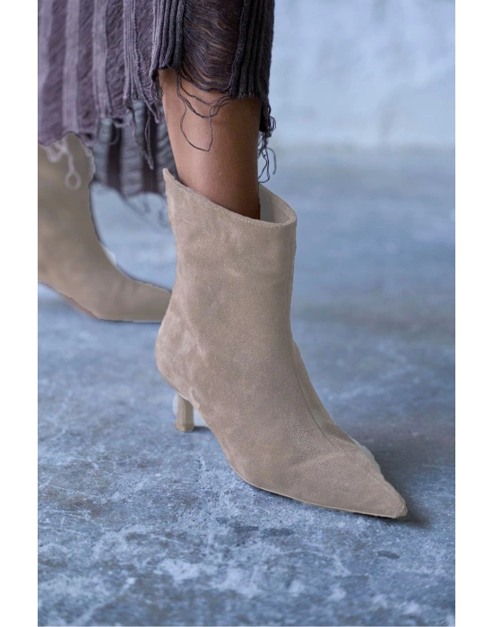 Trisha Sivri Burun Topuklu Sade Şık Kadın Kısa Süet Bot