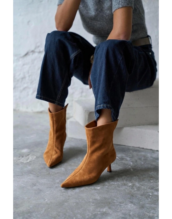 Trisha Sivri Burun Topuklu Sade Şık Kadın Kısa Süet Bot