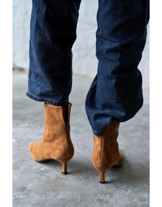 Trisha Sivri Burun Topuklu Sade Şık Kadın Kısa Süet Bot