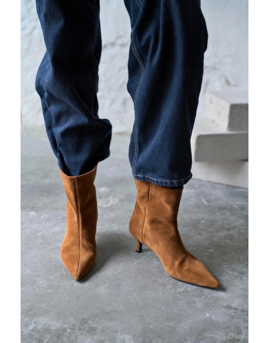 Trisha Sivri Burun Topuklu Sade Şık Kadın Kısa Süet Bot