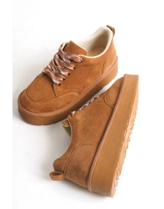 Nora Günlük Bağcıklı Kalın Taban Süet Ayakkabı