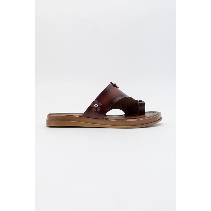 Angela Parmak Arası Çiçek Figürlü Deri Terlik