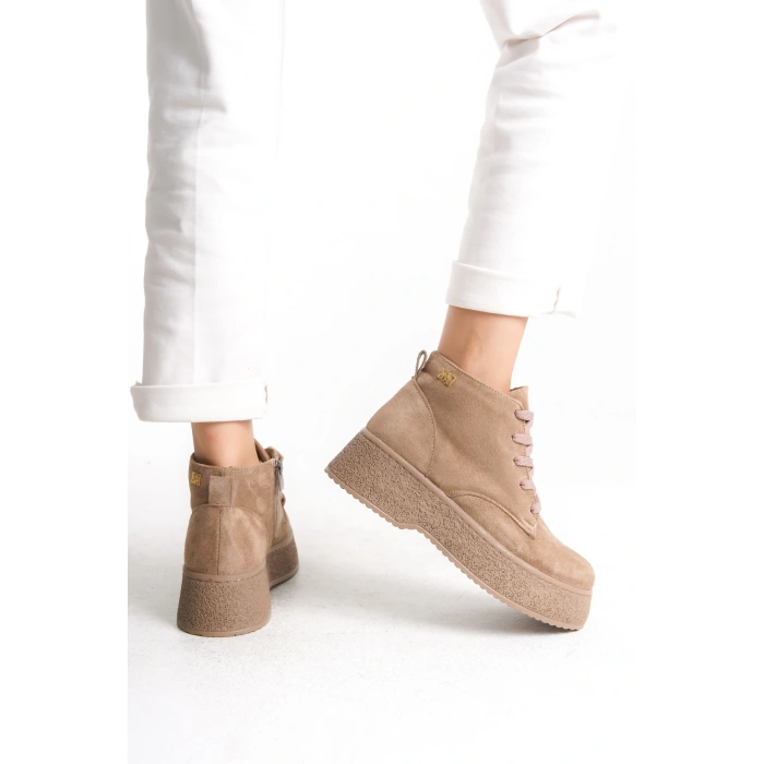Verona Kadın Kalın Tabanlı Rahat Bağcıklı Ve Yandan Fermuarlı Süet Bot
