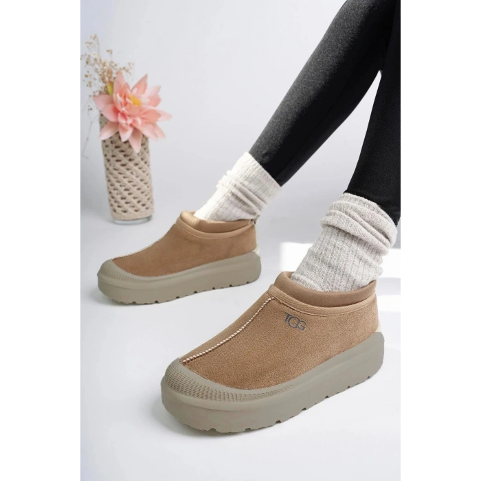 İçi Tüylü Kadın Kışlık Ayakkabı Bot